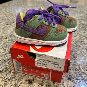 Nike Dunk Veneer Brand   Infant Size 2C